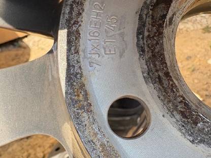 Bild 2:Kompletträder VW