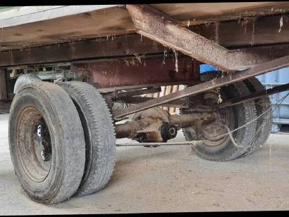 Bild 2:Strohanhänger