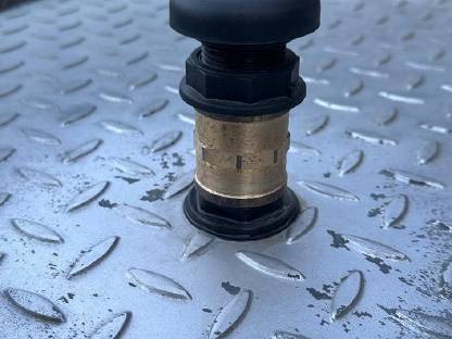 Bild 5:Brunnenabdeckung Deckel Schacht