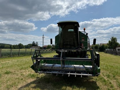 Mähdrescher John Deere 1157