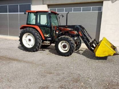 Bild 4:New Holland L75