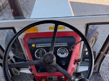 Bild 2:Traktor Steyr 8075