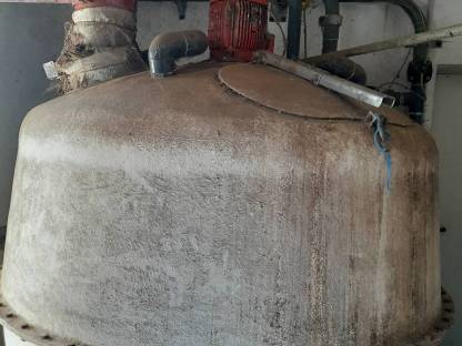 Bild 3:Fütterung Schweinestallzubehör