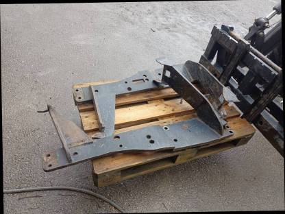 Hydrac Frontladerkonsole zu John Deere 6000 Serie 6110