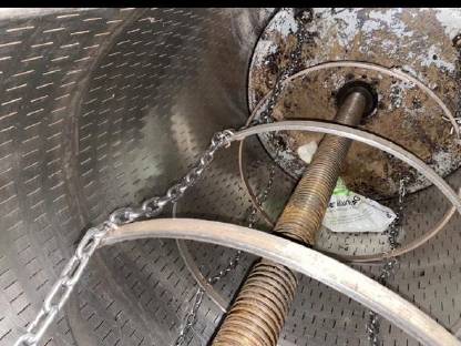 Bild 4:Fermeth Weinpresse