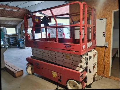 Bild 5:Hebebühne inkl. Anhänger, Genie GS3246