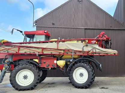 Bild 3:HARDI ALPHA PLUS – Selbstfahrend, GPS, Lenkachsen