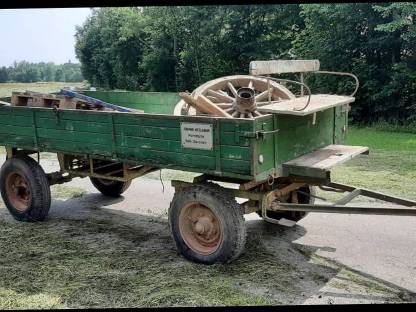 Traktor Anhänger auflaufgebremst