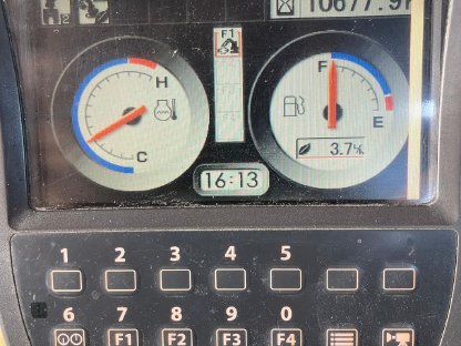 Bild 5:Hitachi ZX225 USLC-3 Kurzheckbagger