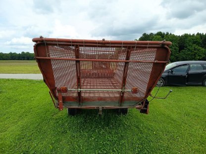 Bild 8:Ladewagen Pöttinger Trend