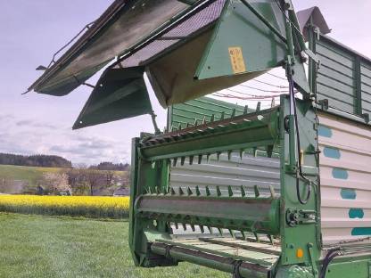 Bild 3:Ladewagen SLT 2104