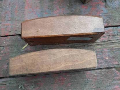 Bild 2:Holzspannklötzer Claas Mähdrescher