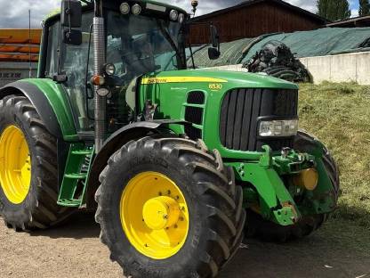 Bild 2:John Deere 6530 Traktor