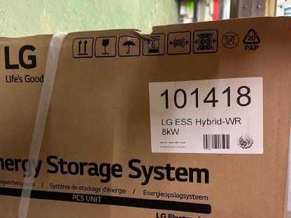 Bild 4:LG Hybrid-Wechselrichter 8 kW D008KE1N211