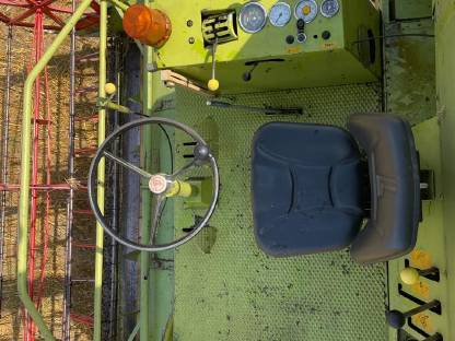 Bild 3:Mähdrescher Claas Protektor