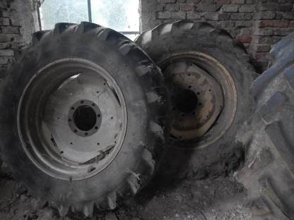 Bild 6:Zwillingsreifen-Set