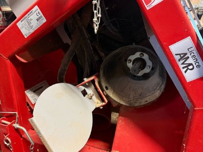 Bild 5:Lancman SAF-X-CUT AUTOMATIC 707 STR+EL mit 5 m Förderband