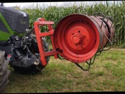 Bild 3:Siloverteiler und Walze Set