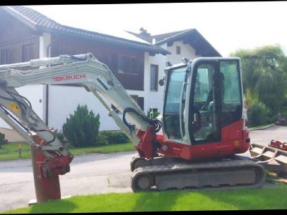 Bild 2:Takeuchi TB 260