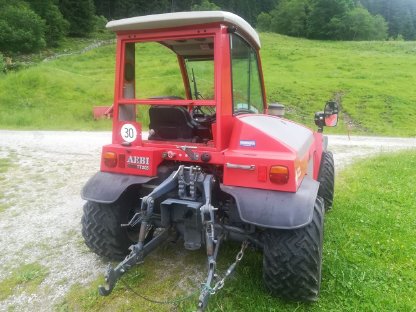 Bild 2:AEBI Mähtrak TT205