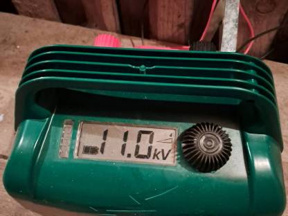 Bild 5:Weidezaungerät + 2 Batterien BD 300