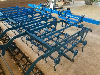 Lemken Korund/Saatbettkombination