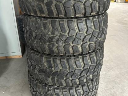 Bild 5:Offroad Reifen Dodge Ram