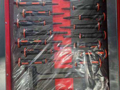 Bild 8:Werkzeugwagen