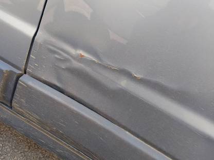 Bild 8:Opel Antara, Pickerl bis 3/26 ohne Überzug