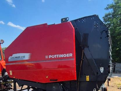 Bild 5:Pöttinger Varioprofi 6165 Rundballenpresse