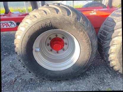 Bild 4:Stepa M16 mit Z-Kran und Astwanne