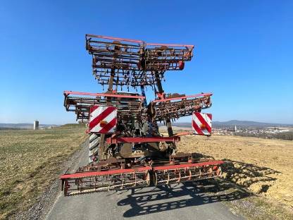 Bild 3:Einböck Kombination Egge