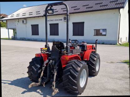 Antonio Carraro Supertigre 5500