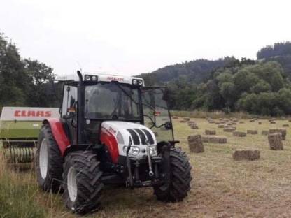 Verkaufe kleine eckige Heuballen