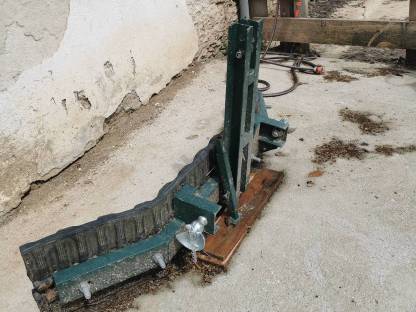 Bild 3:Schieber Mist Auslauf Futtertisch Schneeschild Spalten