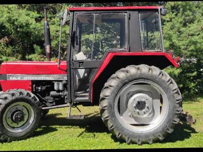 Case International 733 A