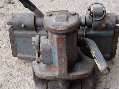 Anhängevorrichtung Sauermann New Holland M160
