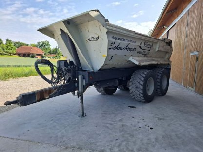 Bild 7:Fliegl Muldenkipper Stonemaster 252 Profi