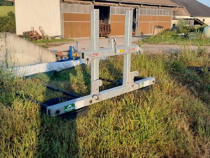 Bild 3:Ballengabel Fliegl