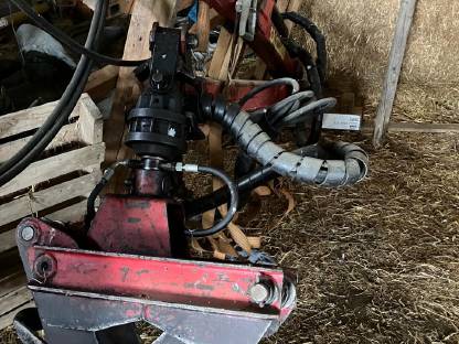 Bild 2:Nokka Dreipunktkran