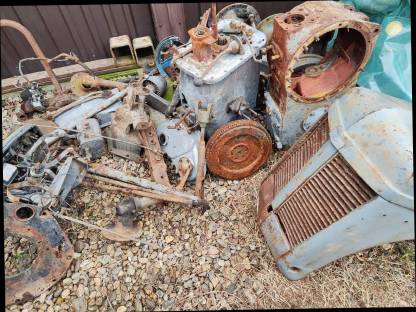 Bild 3:Massey Ferguson Teile