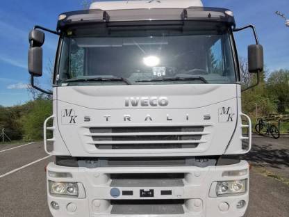 Bild 2:Sattelzugmaschine Iveco AD440 S43T/P