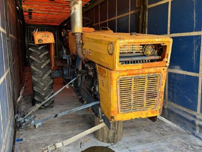 Bild 2:Ich suche einen Traktor, egal welcher Marke, UTB Universal