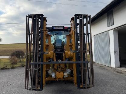 Bild 2:Verleihe 5 m Kreiselegge und 4 m Vibrostar