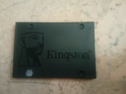 Festplatte Kingston 960GB