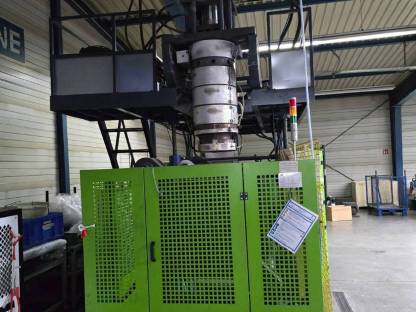 Bild 2:Apollo Kunststoff Blasformmaschine komplette Anlage ABLD 90
