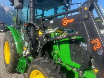 Bild 2:Verkaufe John Deere 5058e mit Hauer-Frontlader