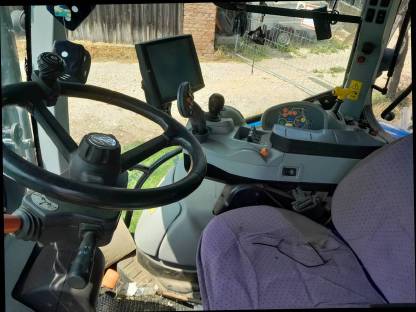 Bild 4:New Holland T7.200 Power Command