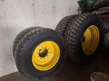 Kommunalräder John Deere 6000 und 7000