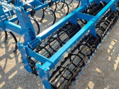 Bild 6:Agripol Saatbeetkombination 4,5 m